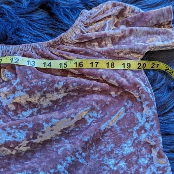 Acemi Crushed Velvet Off-The-Shoulder Loose Fit Pink Blouse Size Medium - Picture 5 of 6